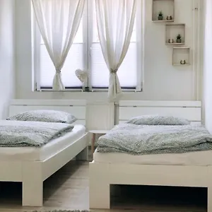 https://holiday-home-cologne.dusseldorf-hotel.net