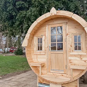 https://wohnen-im-campingcube-direkt-am-rhein.dortmundhotels.net